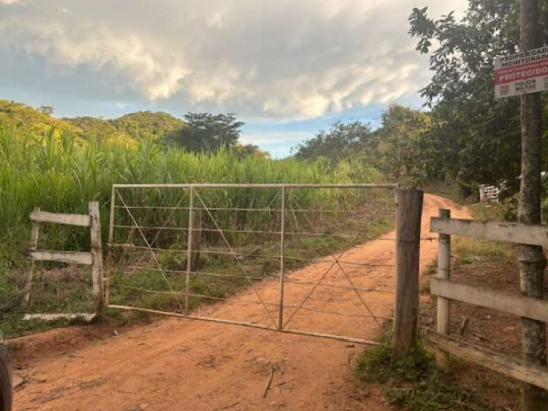 LOTE 019 Fazenda, Rural, Lugar denominado Barra do Córrego Santo Antônio Zona Rural de Tombos, localizado em Tombos - MG