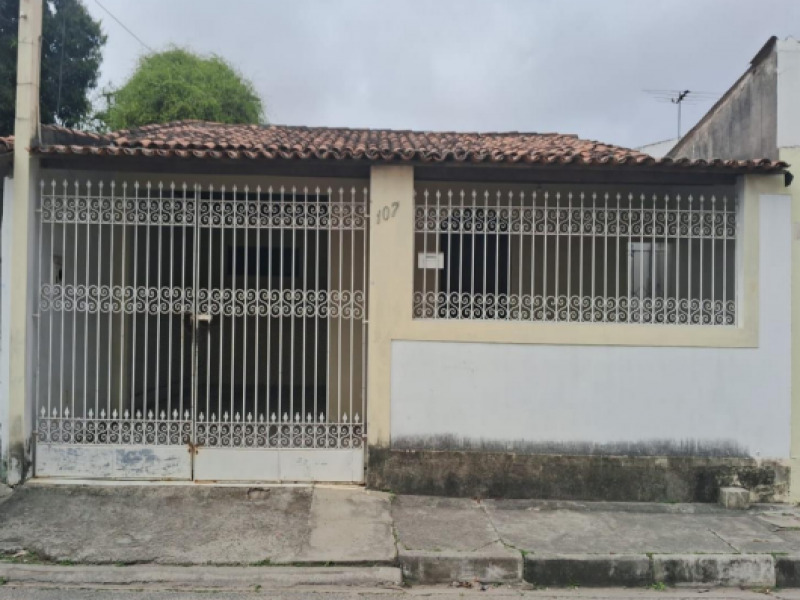 Casa • Feira De Santana/BA