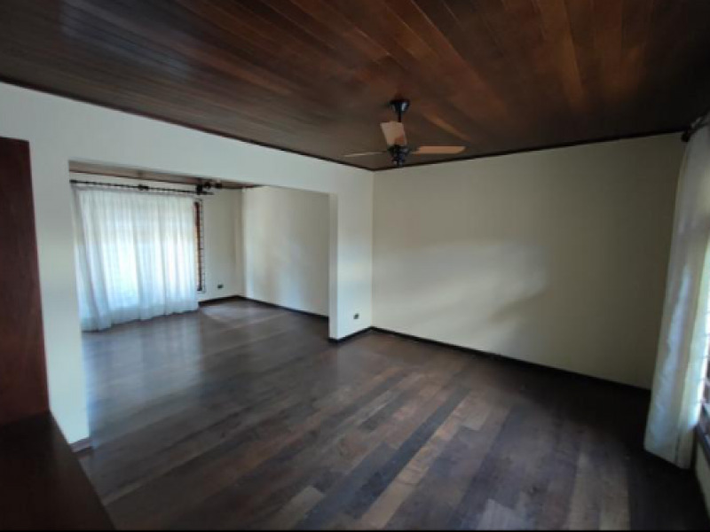 LOTE 005 Casa, Residencial, Planta Jardim Bacacheri, 4 dormitório(s), 1 vaga(s) de garagem, localizado em Curitiba - PR