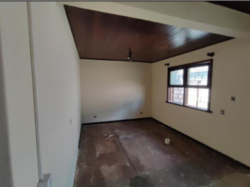 LOTE 005 Casa, Residencial, Planta Jardim Bacacheri, 4 dormitório(s), 1 vaga(s) de garagem, localizado em Curitiba - PR