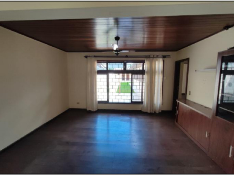 LOTE 005 Casa, Residencial, Planta Jardim Bacacheri, 4 dormitório(s), 1 vaga(s) de garagem, localizado em Curitiba - PR