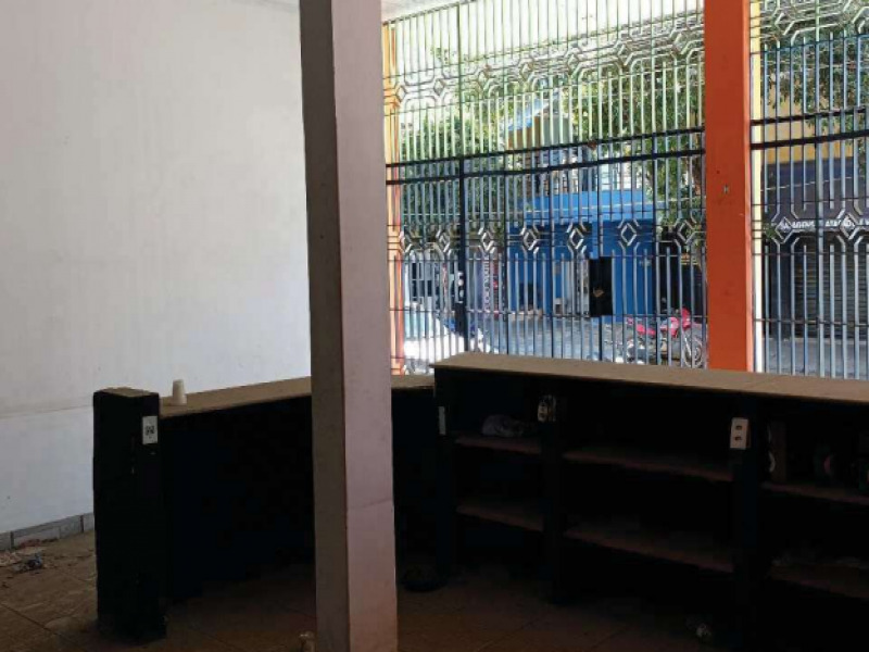 LOTE 006 Prédio, Misto, Barão de Macaúbas, localizado em São Fidélis - RJ, bairro Barão de Macaúbas