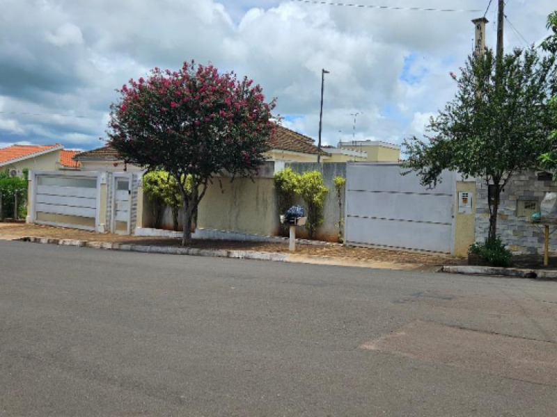LOTE 027 Casa, Residencial, Centro, 3 dormitório(s), localizado em Piacatu - SP, bairro Centro