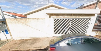 Foto de CASA RESIDENCIAL localizada no Bairro Jardim Castelo Branco na cidade de Ribeirão Preto/SP