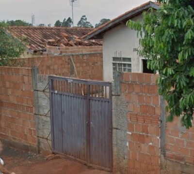 IMÓVEL - CASA RESIDENCIAL localizada no Conj. Hab. Roberto Fabbri na cidade de Brodowski/SP